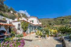 Foto Villa di 190 m con 4 locali in vendita a Sanremo