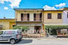 Foto Villa di 192 m con pi di 5 locali e box auto in vendita a Firenze [rif. DV-10710]