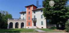 Foto Villa di 2000 m con pi di 5 locali in vendita a Vignola