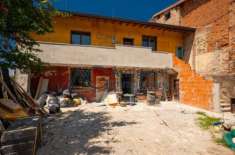 Foto Villa di 204 m con pi di 5 locali e box auto doppio in vendita a Pontoglio