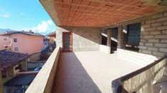 Foto Villa di 222 m con 5 locali in vendita a Rovetta