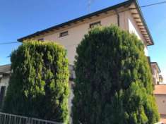 Foto Villa di 240 m con 5 locali e box auto doppio in vendita a Carpi