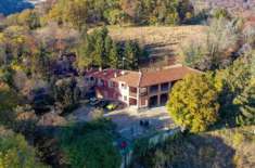 Foto Villa di 240 m con pi di 5 locali in vendita a Moncalieri
