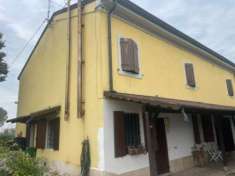 Foto Villa di 244 m con pi di 5 locali e box auto doppio in vendita a Vigasio