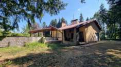 Foto Villa di 245 m con pi di 5 locali e box auto in vendita a Pelago