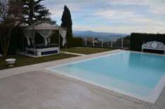 Foto Villa di 270 m con 5 locali e box auto doppio in vendita a Lonato del Garda