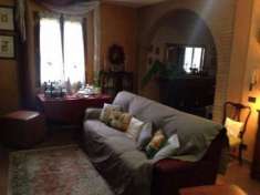 Foto Villa di 270 m con pi di 5 locali e box auto in vendita a Soliera