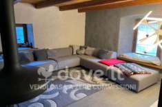 Foto Villa di 270 m con pi di 5 locali in vendita a Saint-Marcel [rif. DV-10652]