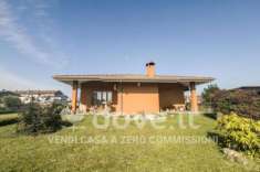 Foto Villa di 294 m con 5 locali e box auto in vendita a Pozzuolo del Friuli [rif. DV-8507-1]