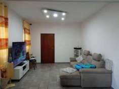 Foto Villa di 300 m con 5 locali e box auto doppio in vendita a Novi di Modena