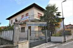 Foto Villa di 305 m con pi di 5 locali e box auto doppio in vendita a Brescia