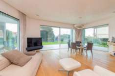 Foto Villa di 319 m con 4 locali e box auto doppio in vendita a Massanzago