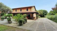 Foto Villa di 320 m con pi di 5 locali in vendita a Mirano