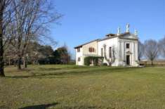 Foto Villa di 322 m con pi di 5 locali in vendita a Camisano Vicentino