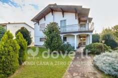 Foto Villa di 357 m con pi di 5 locali e box auto in vendita a Forl [rif. DV-10605]