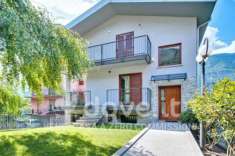 Foto Villa di 358 m con pi di 5 locali e box auto doppio in vendita a Esine