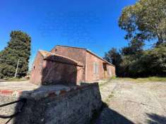 Foto VILLA di 4 vani e di 110 mq (MESSINA) rif. 2VS16644