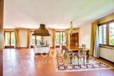 Foto Villa di 692 m con pi di 5 locali in vendita a Treviso [rif. DV-9433-1]