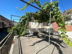 Foto VILLA di 7 vani e di 215 mq (MESSINA) rif. 3VS17780
