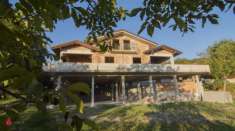 Foto Villa di 700mq in Via Alessandro Manzoni 14 a Roccadaspide