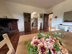 Foto VILLA di 8 vani e di 184 mq (SORANO) rif. CASTE300