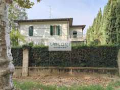 Foto VILLA DI PRESTIGIO TOTALMENTE INDIPENDENTE CON DETTAGLI IN STILE LIBERTY