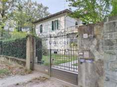 Foto VILLA DI PRESTIGIO TOTALMENTE INDIPENDENTE CON DETTAGLI IN STILE LIBERTY