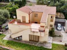 Foto Villa in Contrada Caldura