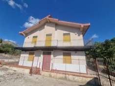 Foto Villa in Contrada Scalambra