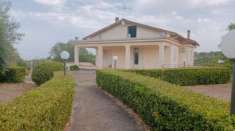 Foto Villa in ottime condizioni