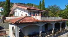 Foto Villa in Strada Comunale dell'Acqua Santa