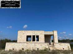 Foto Villa in Vendita, 2 Locali, 160 mq (OSTUNI)