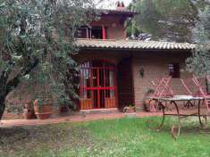 Foto Villa in Vendita, 320 mq (Siena)