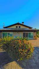 Foto Villa in Vendita, 4,5 Locali, 102 mq, Latina