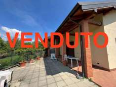 Foto Villa in Vendita, 4 Locali, 200 mq, Ello