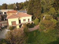 Foto Villa in Vendita, 4 Locali, 400 mq, Cavaria con Premezzo