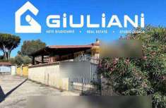 Foto Villa in Vendita, 4 Locali, 53 mq, Ardea