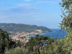 Foto Villa in Vendita, 5 Locali, 155 mq, Diano Marina