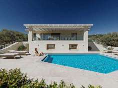 Foto Villa in Vendita, 5 Locali, 200 mq, Loiri Porto San Paolo
