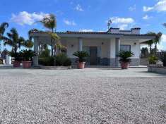 Foto Villa in Vendita, 5 Locali, 260 mq, San Vito dei Normanni