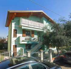 Foto Villa in Vendita, 6,5 Locali, 109 mq, Santarcangelo di Romagna
