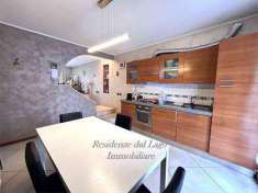 Foto Villa in Vendita, 6 Locali, 160 mq, Desenzano del Garda