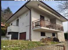 Foto Villa in Vendita, 6 Locali, 194,49 mq, Proserpio