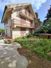 Foto Villa in Vendita, 6 Locali, 230 mq, Torretta