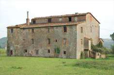 Foto Villa in Vendita, 810 mq, Capannori (Gragnano)