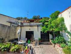 Foto Villa in Vendita, pi di 6 Locali, 102 mq, Perugia