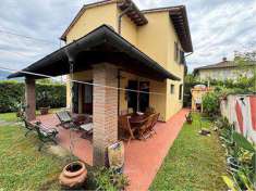 Foto Villa in Vendita, pi di 6 Locali, 120 mq, Pietrasanta (Marina d