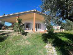 Foto Villa in Vendita, pi di 6 Locali, 124 mq, Tuscania