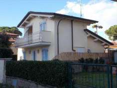 Foto Villa in Vendita, pi di 6 Locali, 140 mq (Pietrasanta)