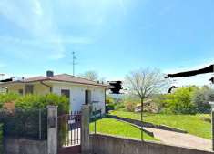 Foto Villa in Vendita, pi di 6 Locali, 142 mq, Proserpio